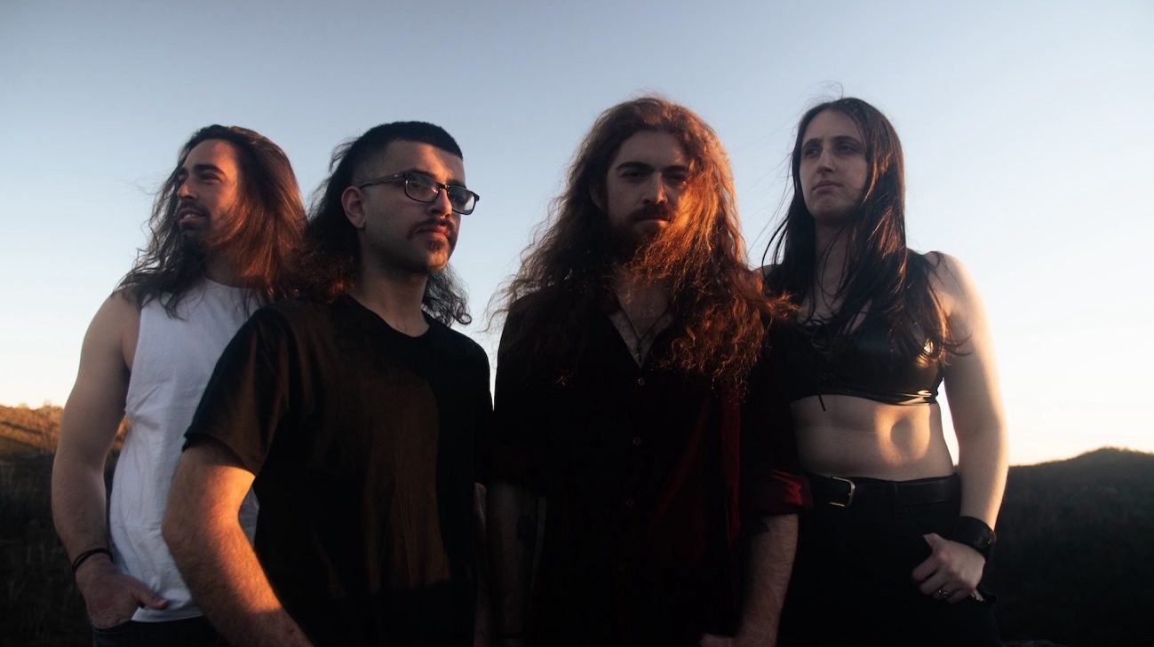 Avalanche: Neues Video ›Hell's Getting Hotter With You‹